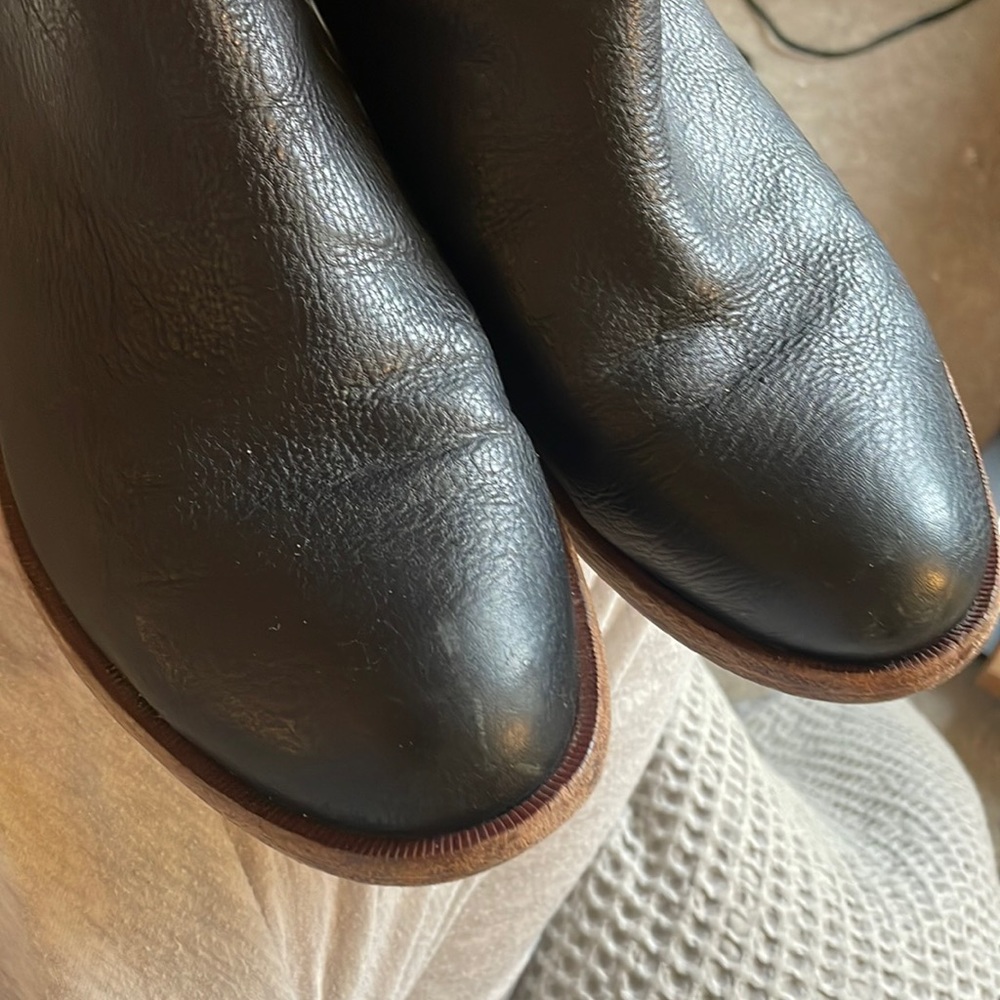 Kork Ease Velma Chelsea black booties